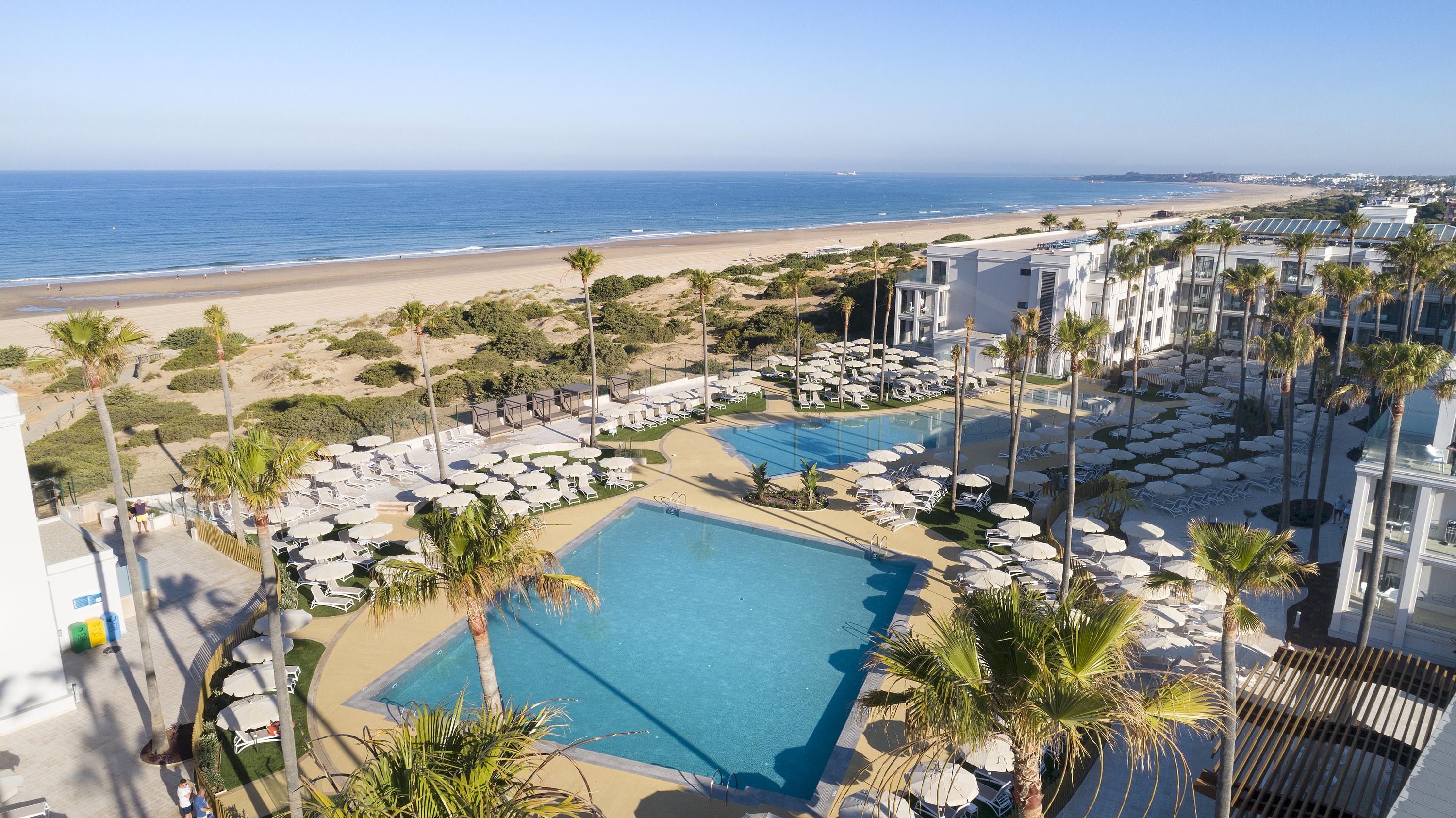 Hipotels Barrosa Park (Adults Only) チクラナ・デ・ラ・フロンテーラ エクステリア 写真